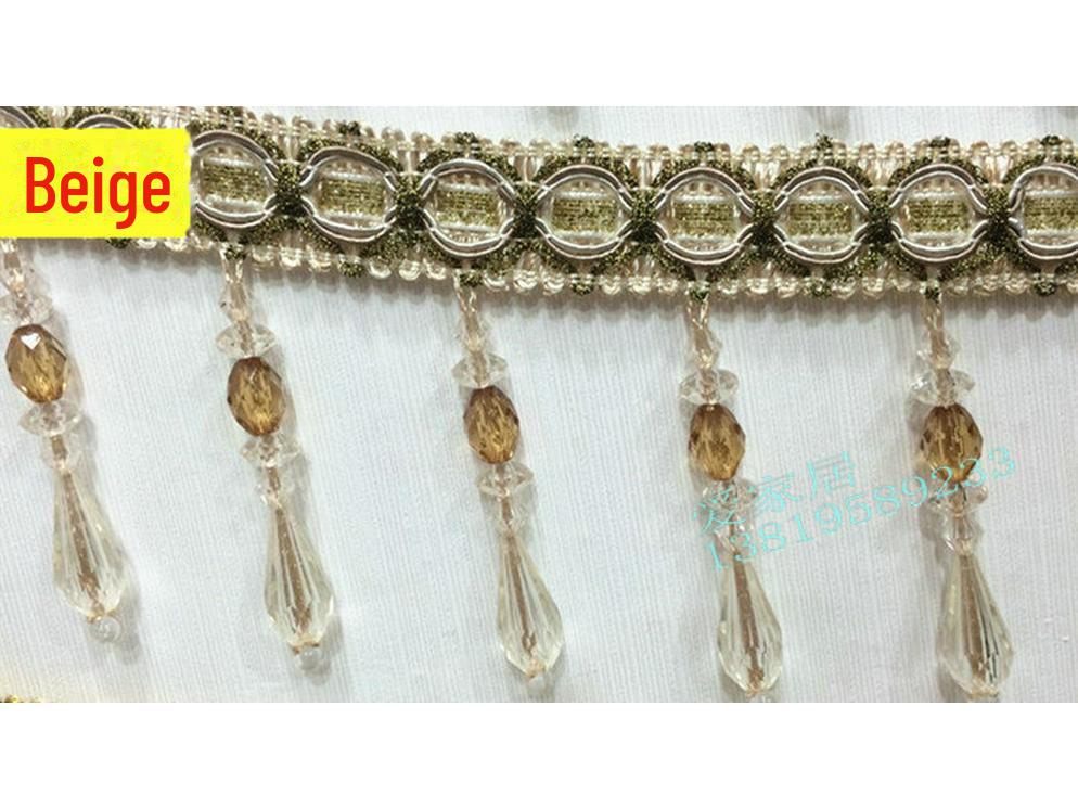 Europeisk tofsfrans med kristallpärlor för gardindekoration