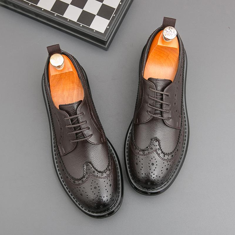 

Большие размеры кожаные туфли с круглой головкой и гравировкой Brock мужские модные деловые черные повседневные кожаные туфли на платформе 45