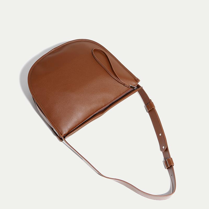 Casual Style 2024 Summer New Minimalist Comfortable Soft Leather Tote Bag Fashionable Commuting Large Capacity Shoulder Crossbody Bag