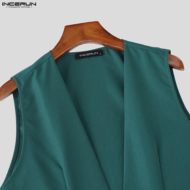 INCERUN Two Pieces Men V Neck Thin Sleeveless Vest and Pleated Shorts Clothing Sets