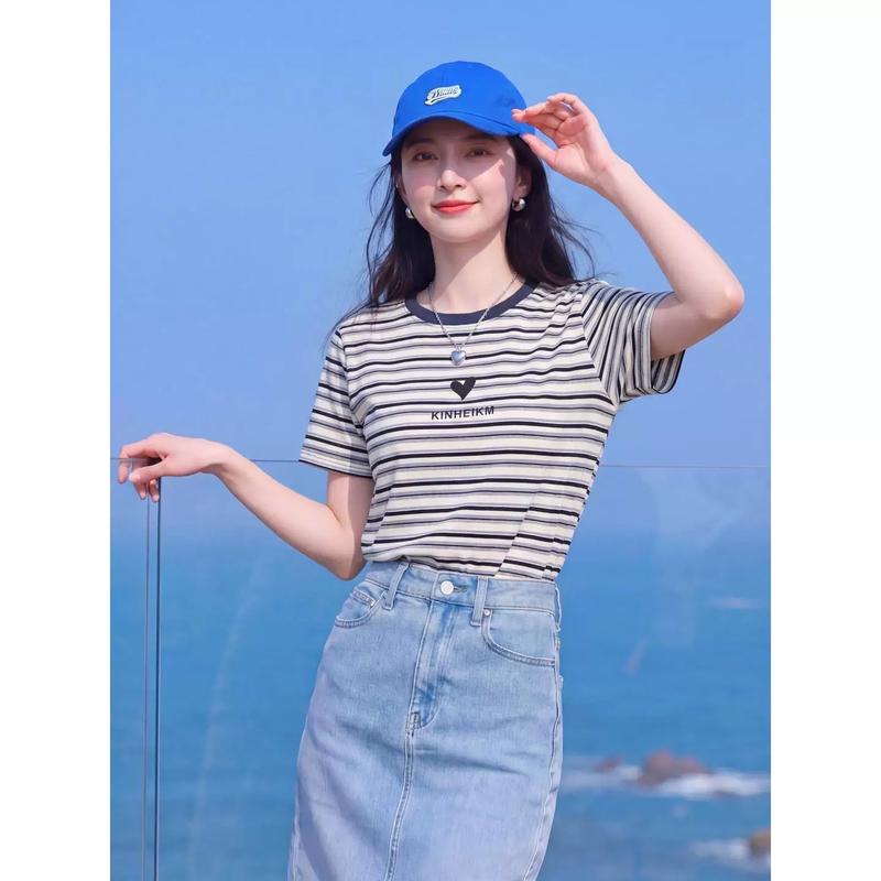 Basic House Women's Dark Blue Stripe Print Short Sleeve T-shirt