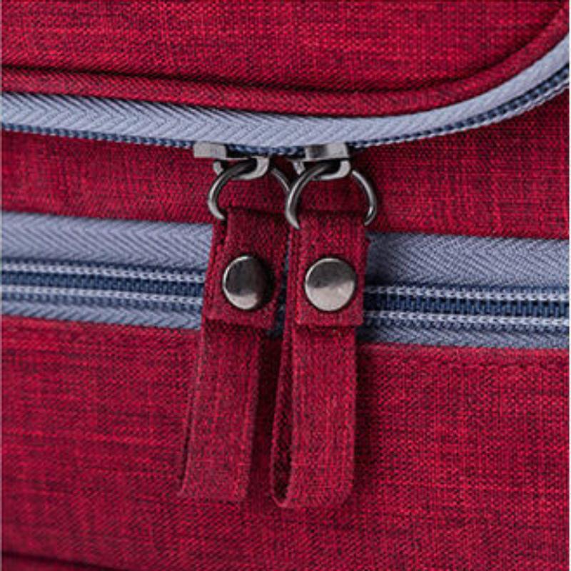 Travel Makeup Storage Bag Polyester Large Capacity Waterproof Dry Wet Separation Bag Women Travel Hook Wash Bag