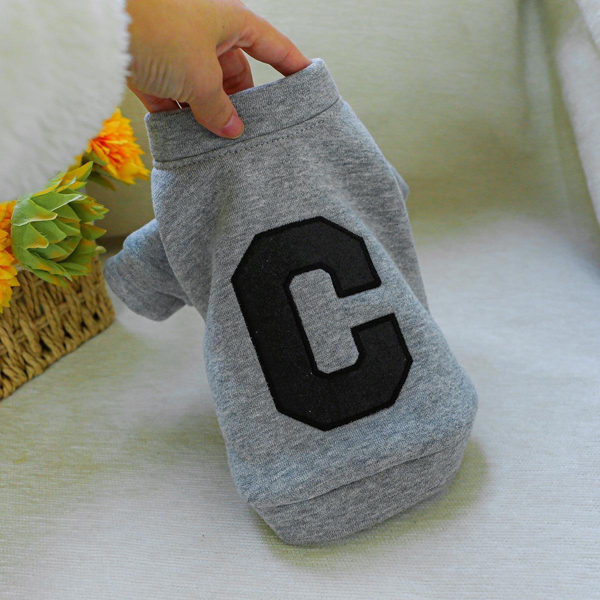 

Напрямую от производителя/место новые продукты, одежда для питомцев собак кошек одежда одежда на две лапы новая вышивка имитация двух частей XL-Bust 54 Length 40cm about 14-9kg