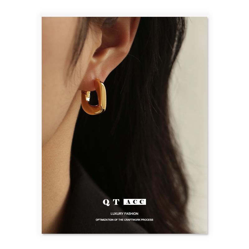 

18K Gold-Plated Brass Minimalist Small Hoop Earrings for Women золотой