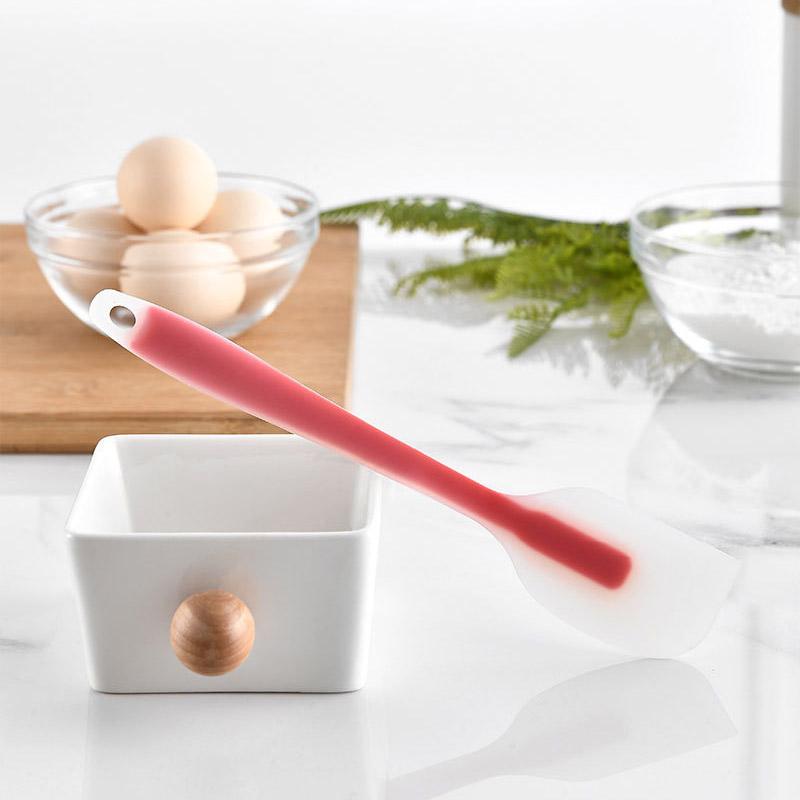 Silicone Cream Baking Scraper Non Stick Butter Spatula Cutter Chocolate Smoother Heat Resistant Kitchen Pastry Tools Scraper