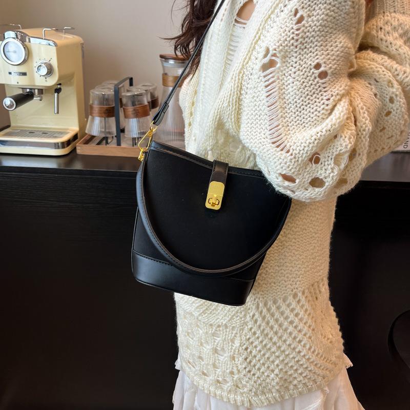 High-end fashion handbag bag women's new summer simple bucket bag niche messenger shoulder bag