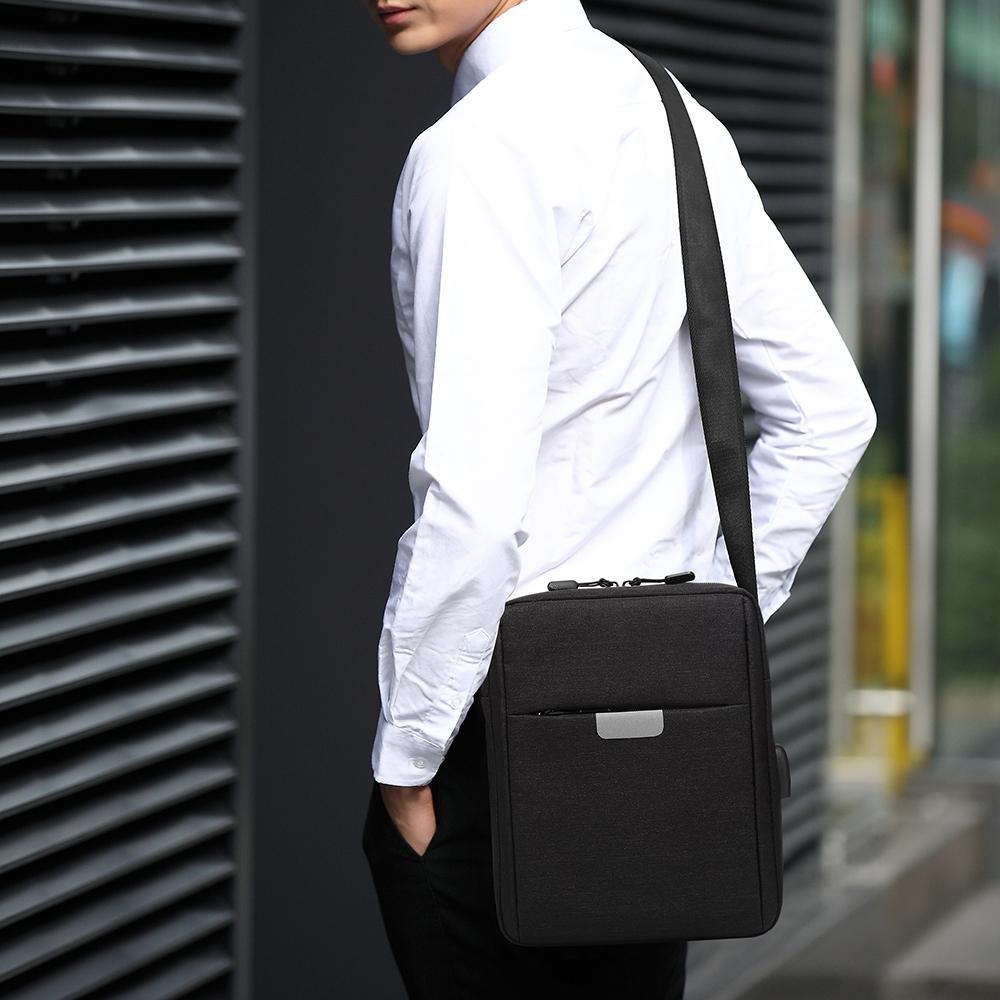 Hombres bolso hombro noche reflexión USB cargando pequeña bolsa bandolera  chicos bolsa de mensajería bolsa deportiva casual bolsa de deportes 9.7  pulgadas tableta bolsa portátil negro / azul / gris comprar a