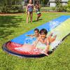15,75 Fuß Rasen-Wasserrutschen mit Sprinklersystem und aufblasbarem Stoßpolster für Kinder, Kinder Sommer Garten Schwimmbad Spiele, Outdoor Wasserspielzeug