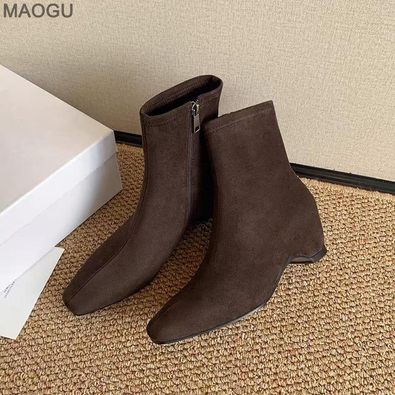 Women's Chunky Platform Ankle Boots 5cm Height Increasing French Retro Office Ladies Fashion Autumn Suede Short Boots Brown