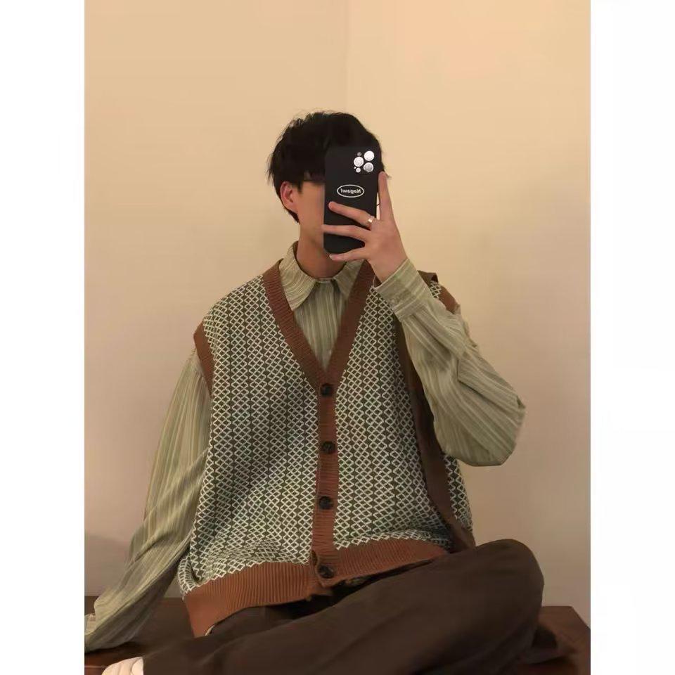 2024 Herren Kaffee Strick Cardigan Weste: Locker, Amerikanischer & Japanischer Stil, Herbst/Winter Trend