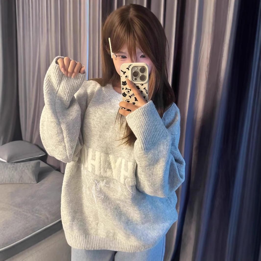 

Женский свитер в американском ретро-стиле - Уютный трикотаж с круглым вырезом для осени/зимы XL серый