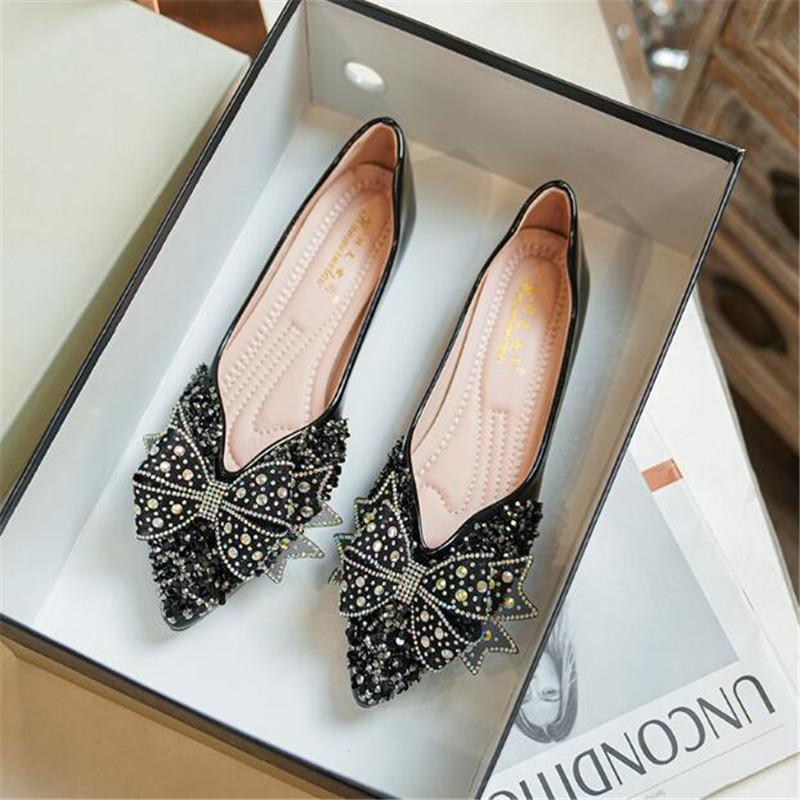 Size 33-43 Women's Pointed Toe Flats Fashion Crystal Women Shoes Women Comfort Loafers Shoes Simple Mary Jane Shoes