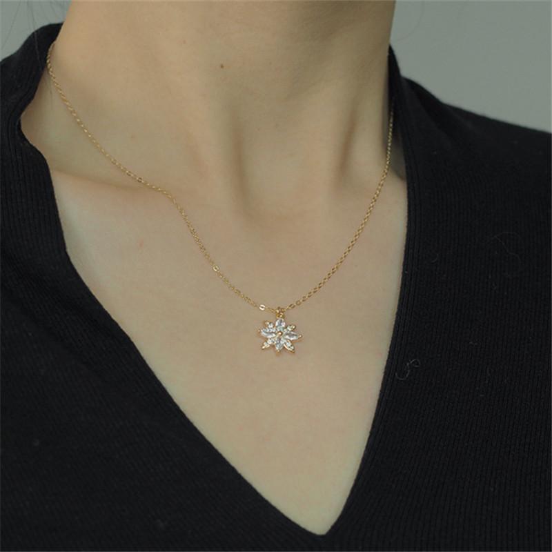 925 Sterling Silver French Simple Pavé Crystal Snowflake Clavicle Chain Necklace Women Fashion Charm Student Jewelry Accessories
