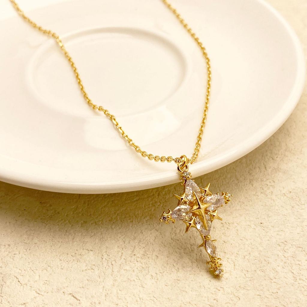 Zircon Cross Pendant Necklace Jewelry for Women with Hypoallergenic & Style Dangle Chain Gifts Fall/Winter Collection Banquet