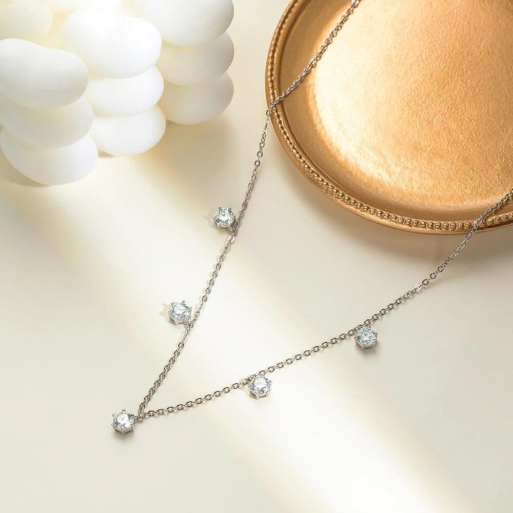 Skutečná barva D 5 kamenů 5 mm Plný Moissanit Náhrdelník pro ženy S925 Sterling Silver Talíř Pt950 Jemné šperky