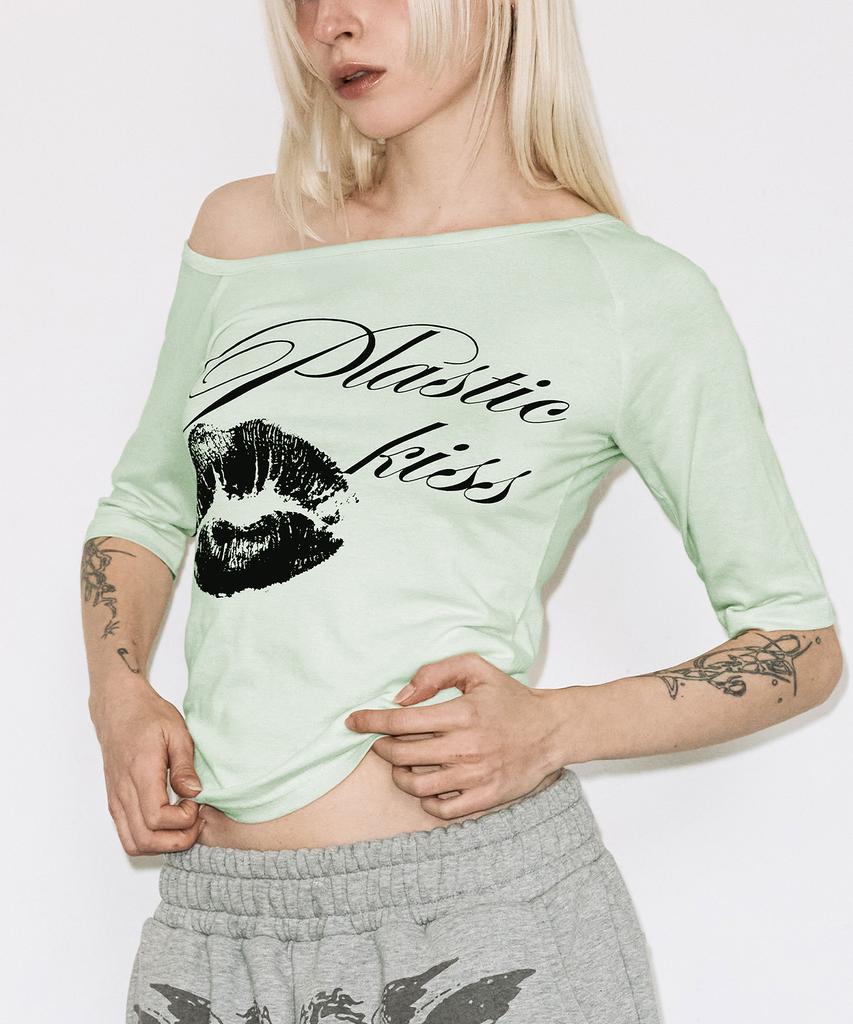FANCY CLUB Plastic Kiss One-Shoulder Top (Mint) F26Qb051