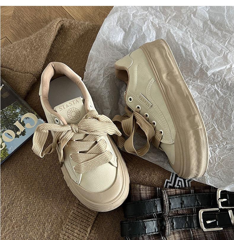 Neformální studentské univerzální jednoduché platformové bílé boty s kulatou špičkou dámské 2025 nové jarní nízké lehké sportovní plátěnky