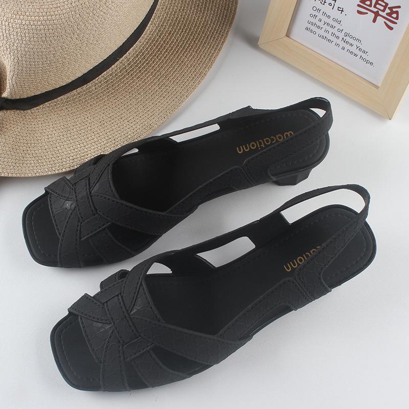 Yuzhihao Women s Low Heel Summer Sandals: New Fashion, Solid Color, Hollow Out Flat Beach Shoes 38