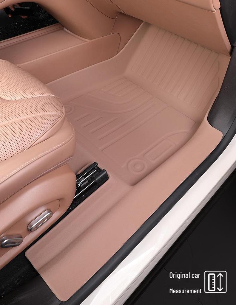 2026 Leapmotor C11 TPE Floor & Trunk Mats: Dirt-Resistant, Durable, Original Car Color.