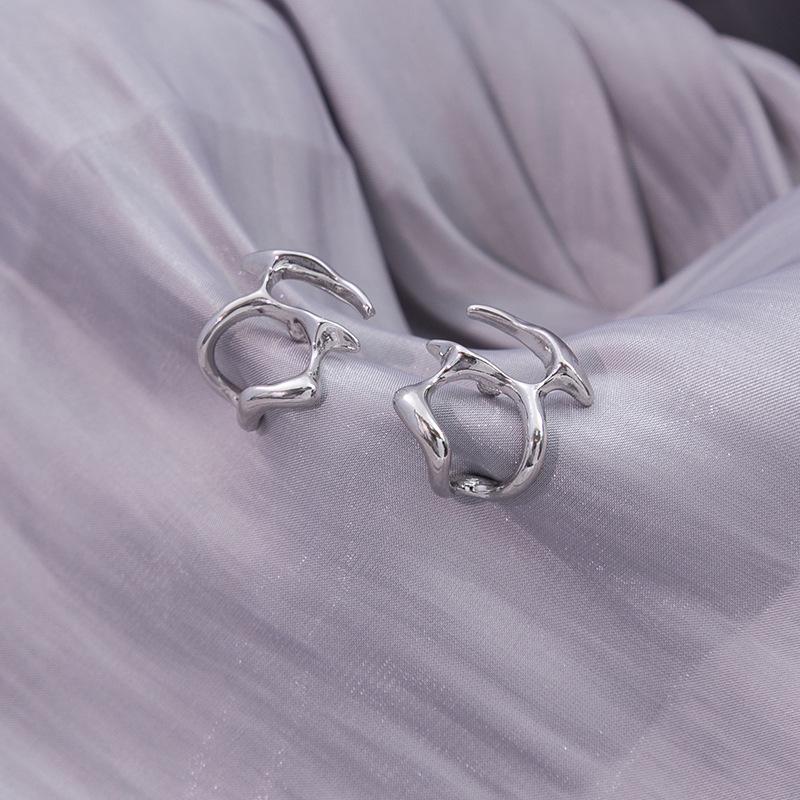 925 Sterling Silver Minimalist Irregular Stud Earrings - Liquid Metal Design