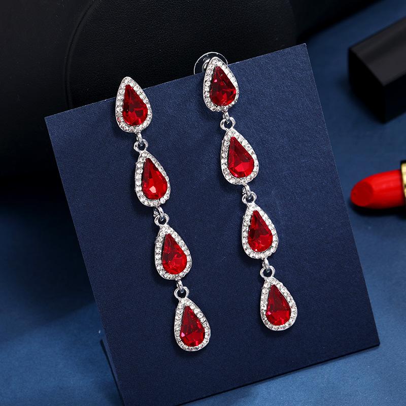 Barokní retro křišťálové náušnice s drahokamy, super třpytivé diamanty, jednoduché temperamentní náušnice, lehký luxus, dlouhé personalizované náušnice na večeři