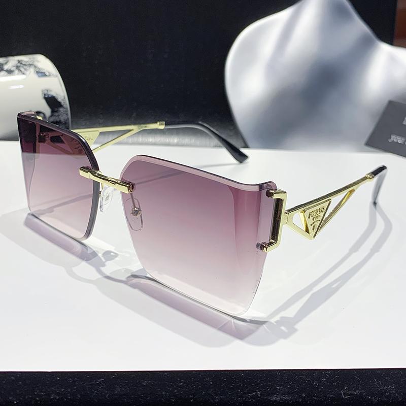 

Новые женские солнцезащитные очки без оправы с изогнутыми краями, с высококлассным ощущением, металлические, с декоративными очками в форме перевернутого треугольника, мужские 90310 серый