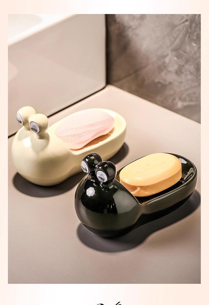 Creative Snail Ceramic Soap Dish with Water Filter for Bathroom