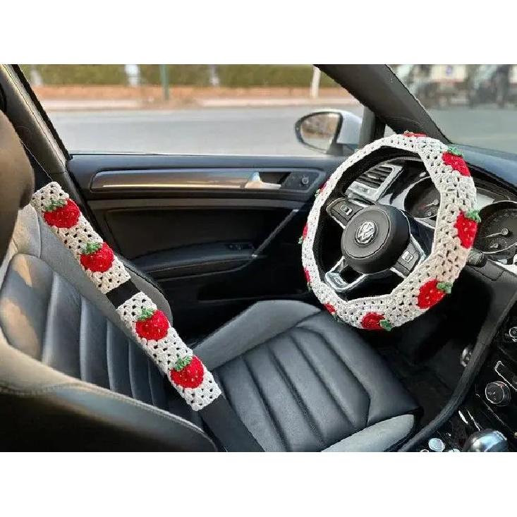 Car Steering Wheel Cover Warm  Anti Slip Grip Seat Belt Safe Hand Crocheted Flower Design for Stylish Car Decor Winter Simple