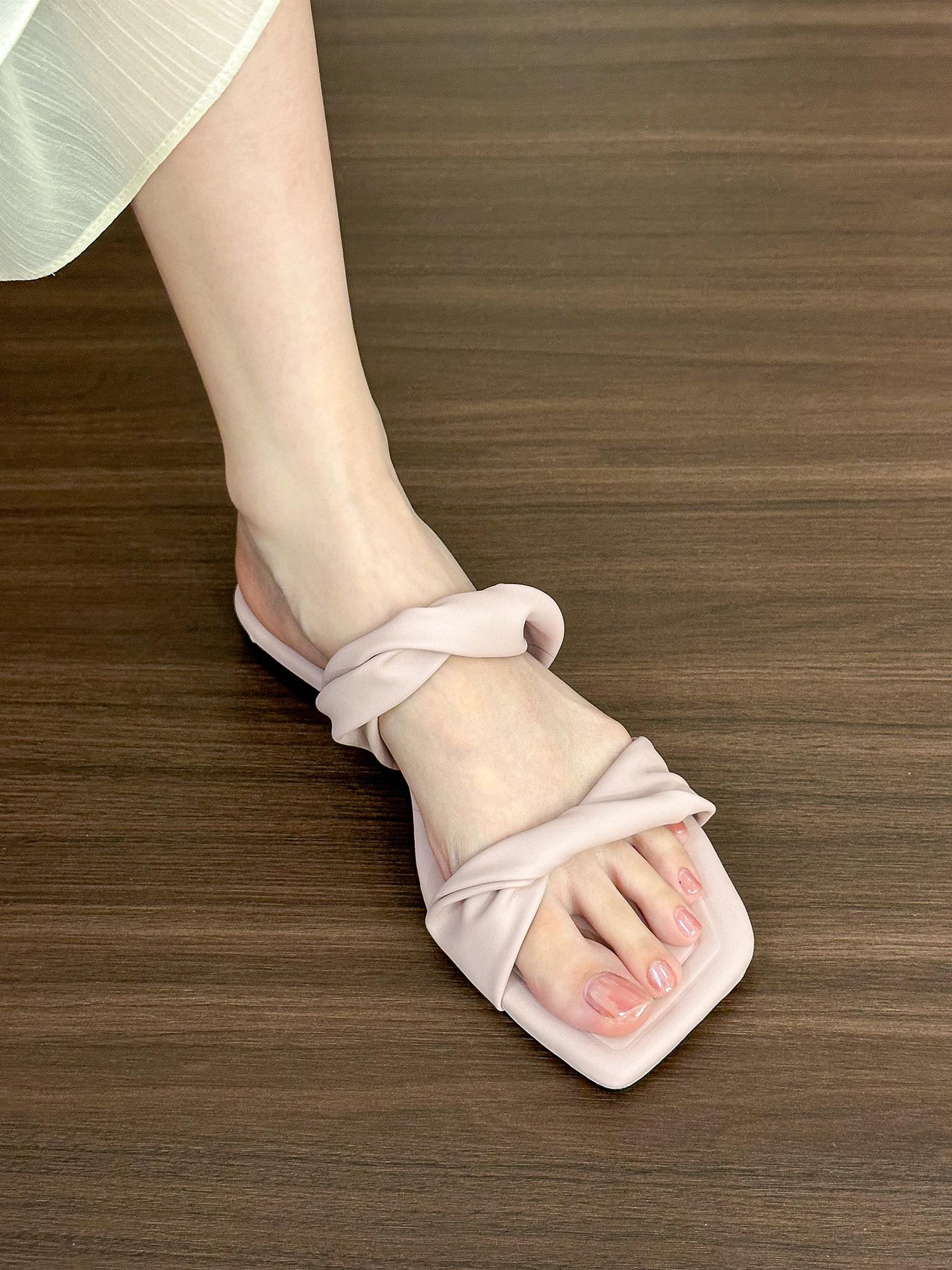 

Lan Cabinet is soft and easy to wear! 2025 new pink and purple flat-soled sandals women wear sandals soft-soled shoes in summer 35 розовый
