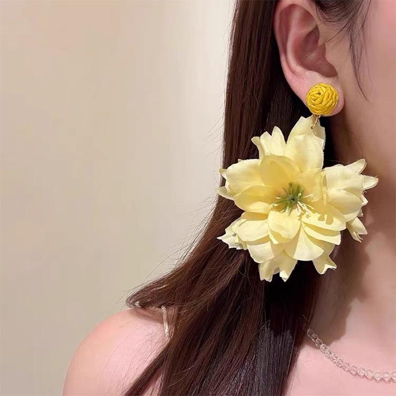 Böhmische Ethnische Gelbe Große Blume Ohrstecker - Übertriebenes Design für Vielseitigen Urlaubsstil