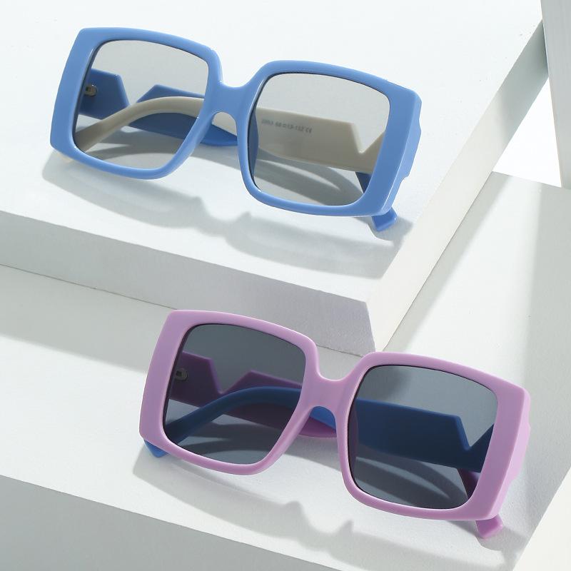 22 Temperament Large Size Square Small Fragrant Sunglasses, Mandarin Duck Legs Contrasting Sunglasses