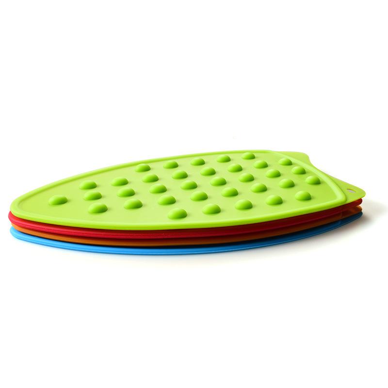 2pcs Portable Silicone Iron Pad Hot Protection Pad Home Steam Silicone Ironing Cover Rest Pads Ironing Clothes