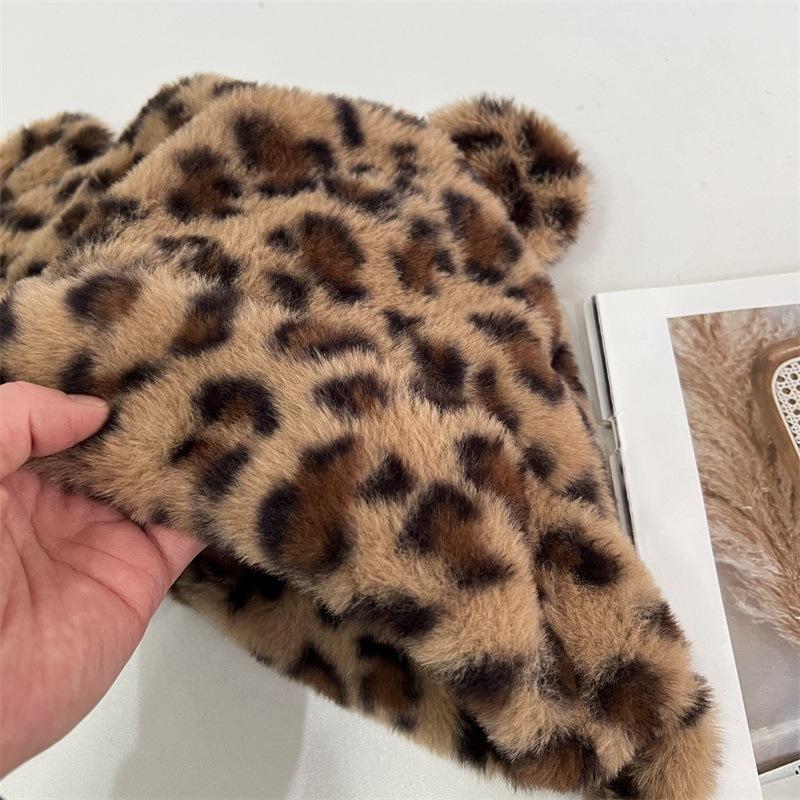 Leopard Print Plush Hat for Women, Cold and Warm In Autumn and Winter, Ear Protection, Cute Hat Tide