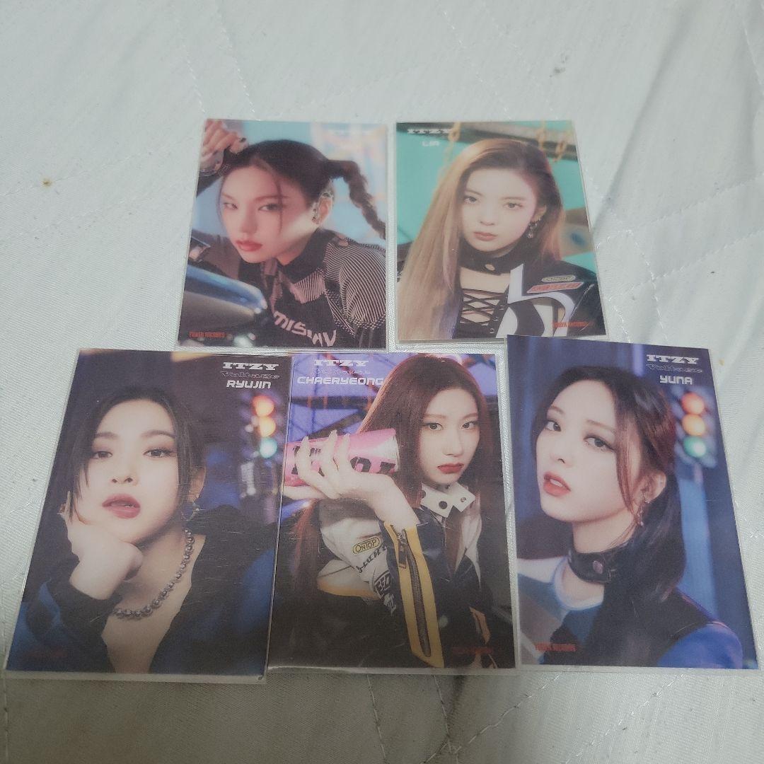 

[USED] ITZY trading cards
