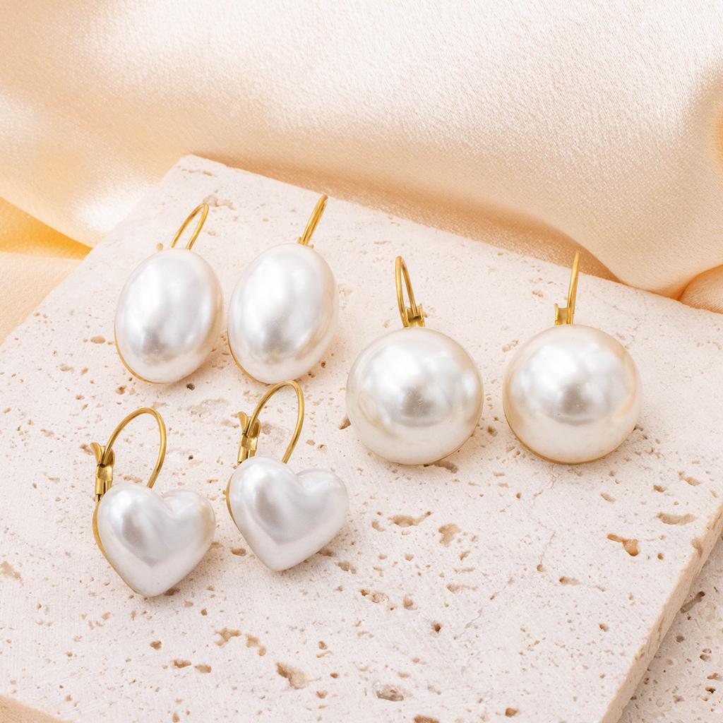 2025 New Hypoallergenic Pearl Stainless Steel Stud Earrings Boho Design for Everyday Light Luxury Jewelry Gift for Women