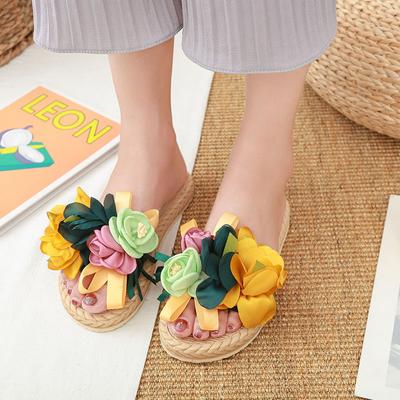 Bayanlar Sandalet Yaz yapay çiçekler Terlik Kadınlar için Kalın Alt kaymaz Slaytlar Tatil plaj ayakkabısı Moda Ayakkabı