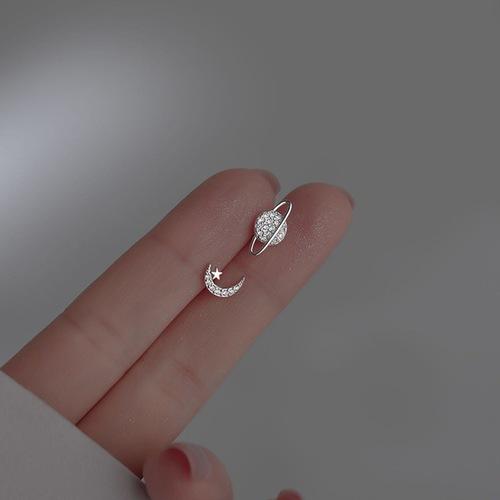 S925 Silver Asymmetric Cute Space Astronaut Planet Opal Stud Earrings For Women Silver Color Lovely Simple Ear Piercing Jewelry