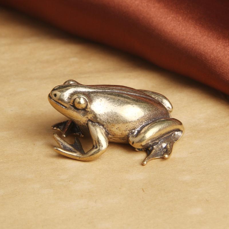 Solid Brass Vintage Frog Desktop Ornament Realistic Toad Topper Creative Wealth-Attracting Tea Pet Old Copperware Wholesale