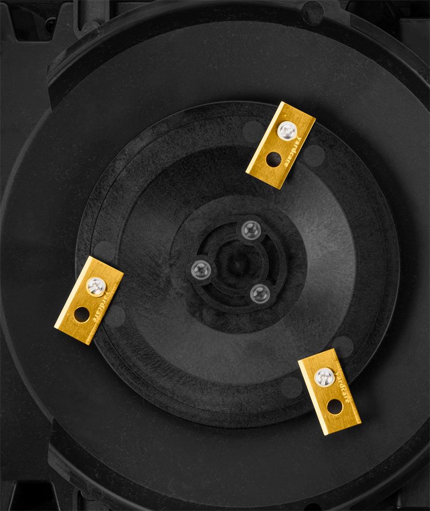 Set of blades for the 04-621 mowing robot, 3 pieces, titanium coated.
