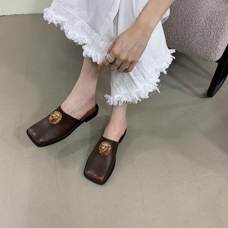 

Fashion Baotou half slippers women s new French vintage small leather shoes square head single shoe flat soft sole Muller shoes 37 35 коричневый