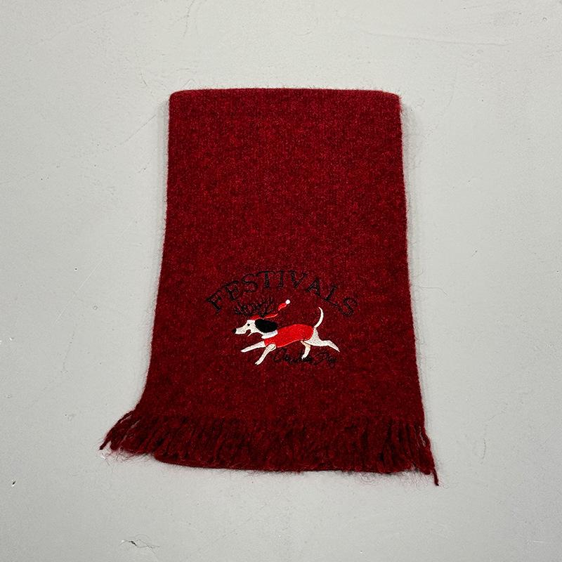 Autumn and winter cute Christmas scarf female senior sense thickened warm student scarf design sense versatile knitted scarf