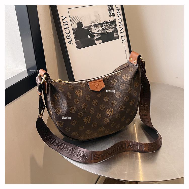 Elegant Women's 2025 Retro Monogram Dumpling Crossbody Handbag with Wide Strap and Large Capacity