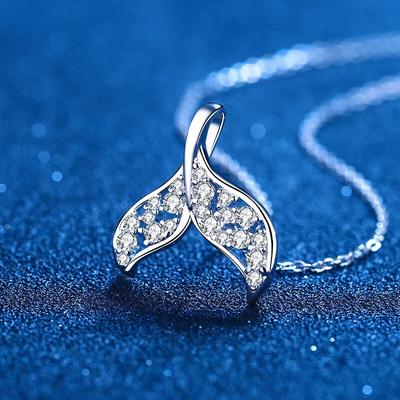 Collana Ciondolo Coda di Sirena in Argento Sterling S925 0.39CT Passa il Test del Diamante Moissanite Collana Portafortuna Regalo per Ragazze Donne