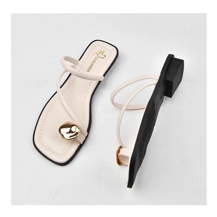 Summer Narrow Band Women Slipper Fashion Metal Decoration Low Heel Slip On Ladies Elegant Slides Casual Outdoor Beach Flip Flop