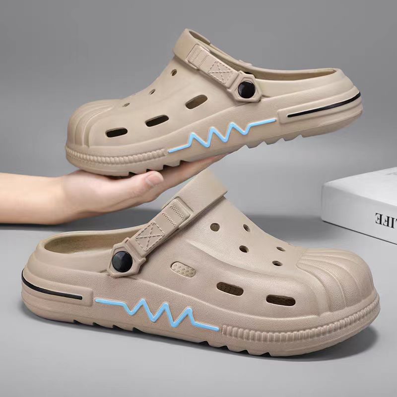Summer Clog Shoe Men Korean Version EVA Sandals Fashion Casual Beach Shoes Non-slip Soft Soled Outdoor Slippers