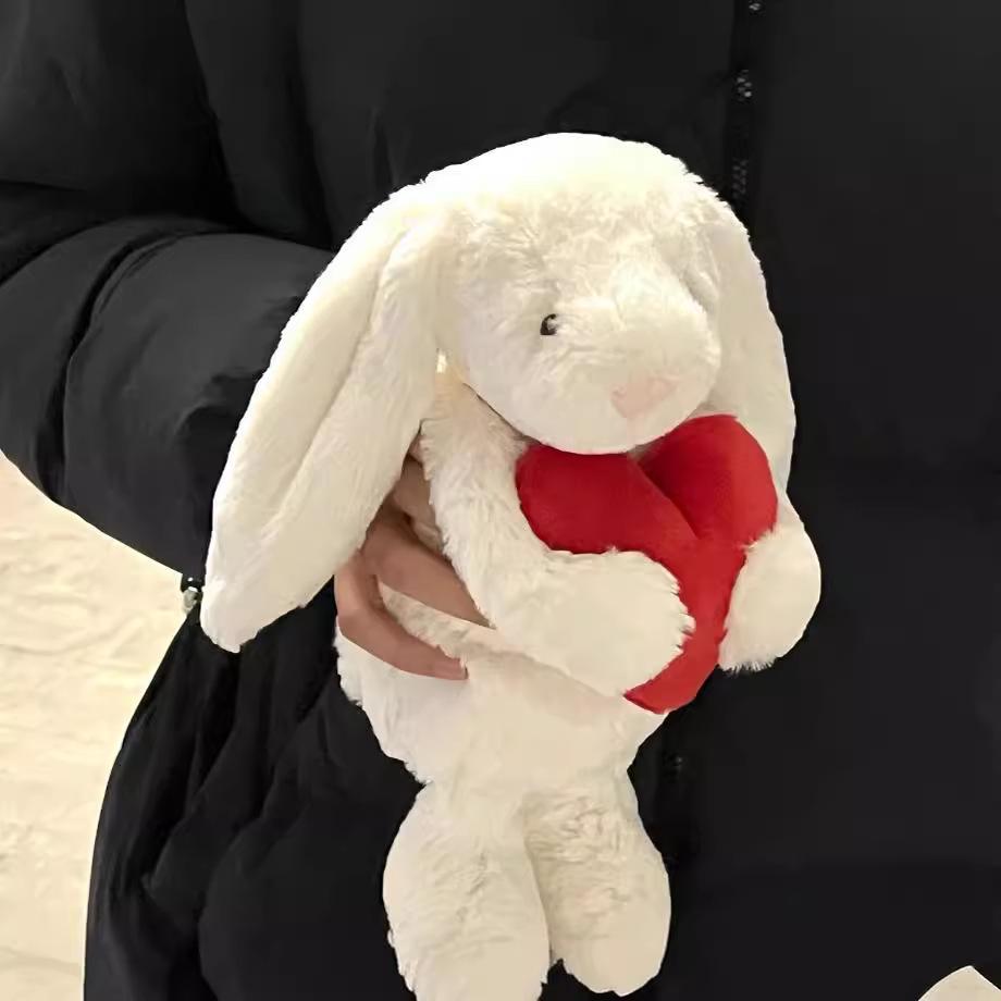 

Ограниченная серия ко Дню святого Валентина 31 см Кролик с сердцем Small Bunny