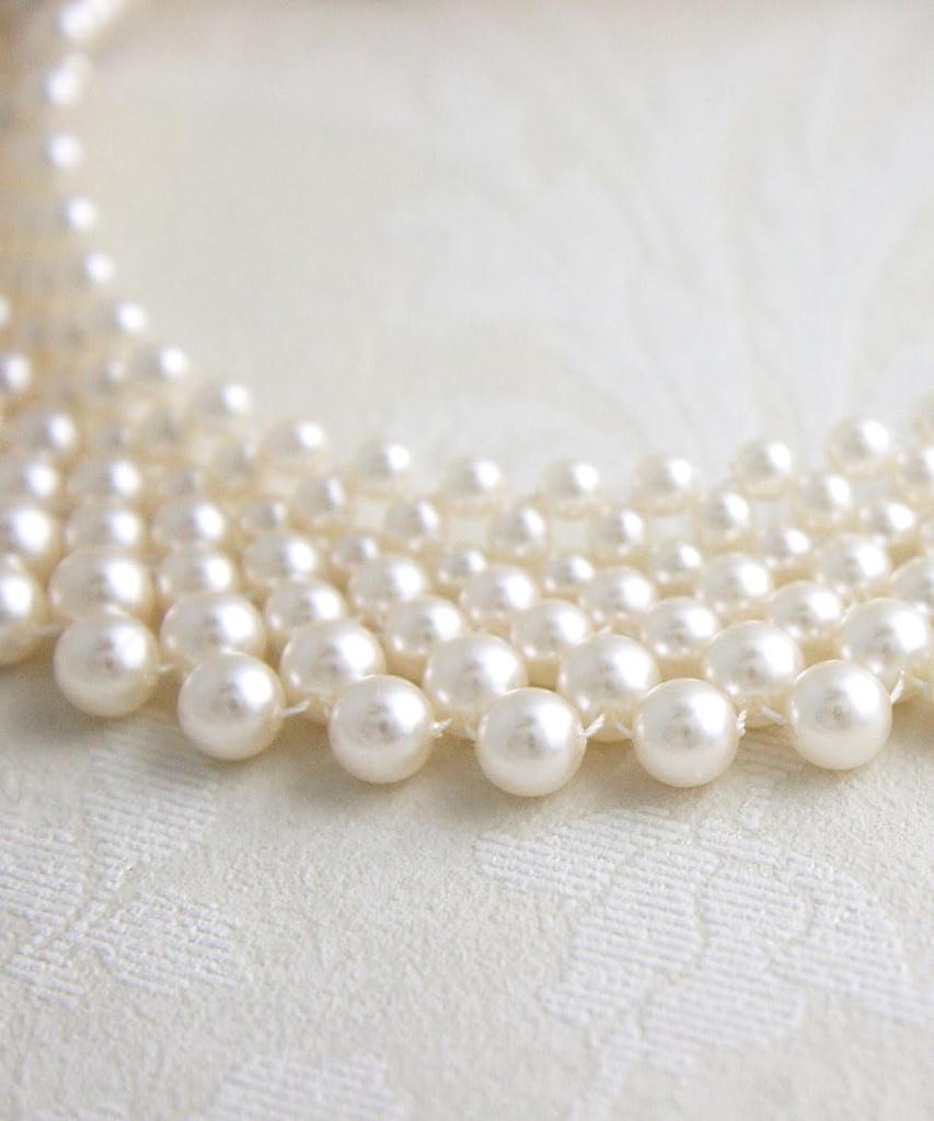 [VINGTAINE] Pearl Choker Necklace - Perfect for Weddings, Parties, and Special Occasions. A sophisticated, simple, cute, and stylish gift for women.