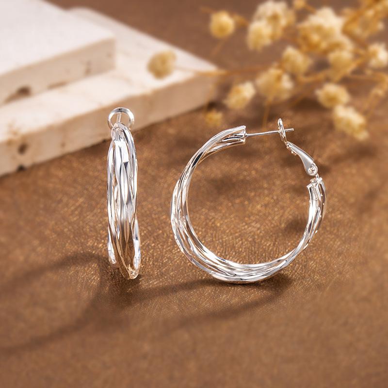 Niche design multi-layer crossed circle earrings light luxury high temperament circle earrings ear jewelry