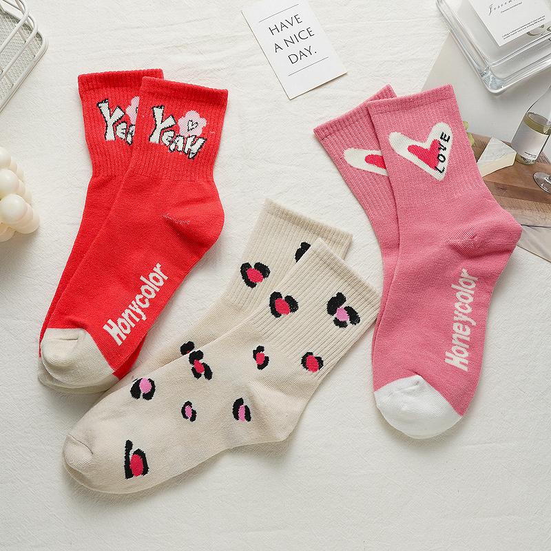 Women's Long Cotton Socks Mid-tube Outer Wear Online Celebrity All-match Street Ins Trendy Retro High Socks