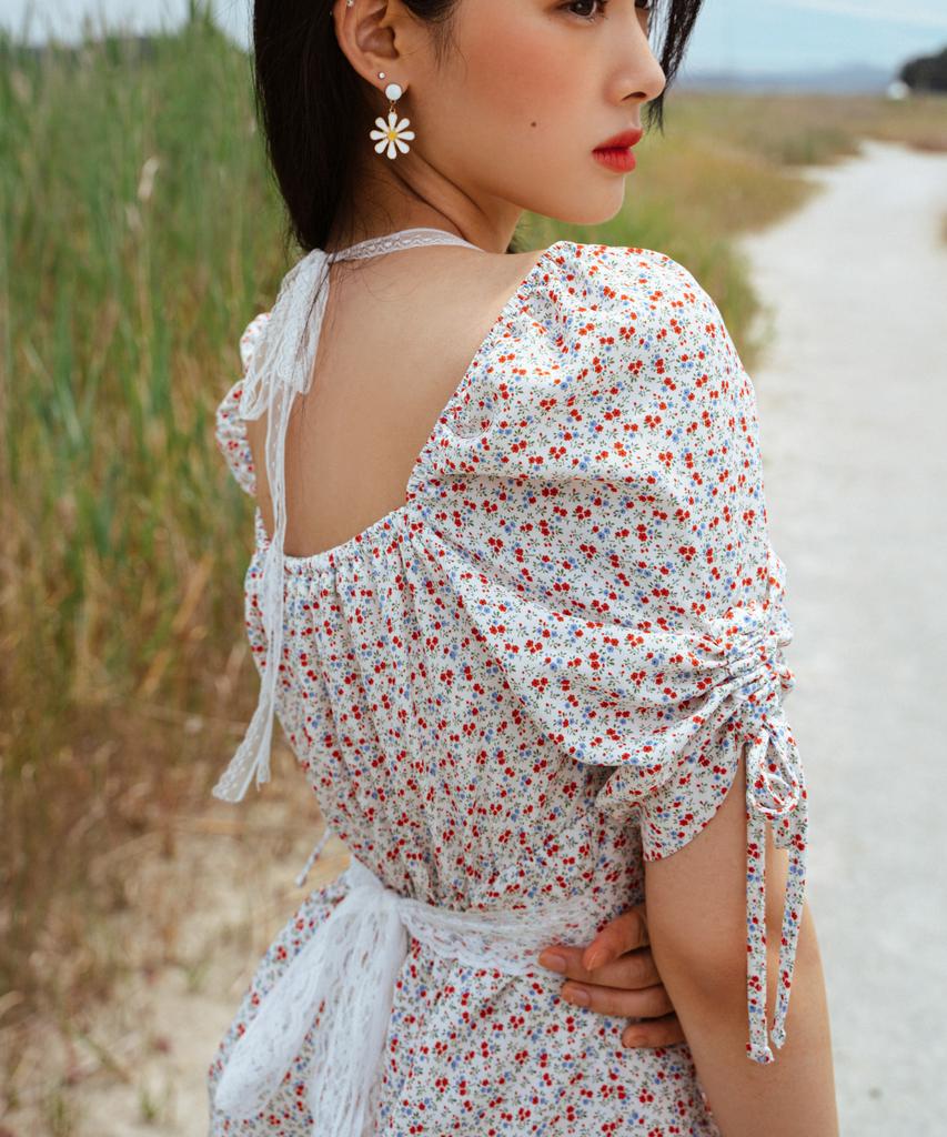 MIMI MONDE Cream Lace Dress (Wildberry)